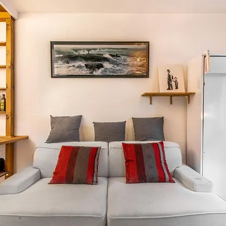 Guestready - Bright Lovely Studio In Bvd Garibaldi Appartement Parijs